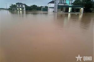 Hà Tĩnh: Mưa lớn kéo dài gây lũ, nhiều xã ở Cẩm Xuyên ngập nặng