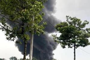 Cháy lớn tại xưởng sản xuất nhựa ở TP Hồ Chí Minh