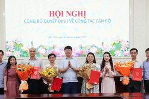 Nhân sự tuần qua: Bổ nhiệm cán bộ Bộ Y tế, Tư pháp