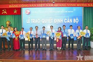 Bổ nhiệm lãnh đạo 54 đơn vị sự nghiệp thuộc UBND TP Hồ Chí Minh