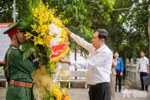 Chủ tịch Quốc hội Trần Thanh Mẫn tri ân Anh hùng liệt sĩ và người có công trên địa bàn tỉnh Thái Nguyên