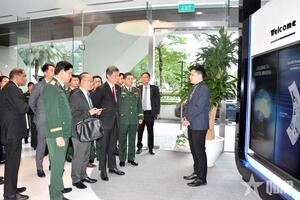 Đại tướng Phan Văn Giang hội đàm với Bộ trưởng Quốc phòng Singapore