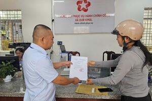 Giảm tải công việc chứng thực cho chủ tịch UBND cấp xã