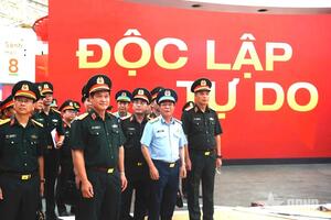 Bộ Quốc phòng bảo đảm chất lượng, tiến độ chuẩn bị cho triển lãm thành tựu đất nước