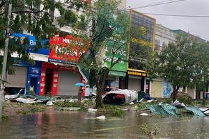 Thủ tướng Chính phủ chỉ đạo khẩn trương khắc phục hậu quả bão số 5 và ứng phó mưa lũ sau bão