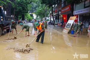 Phó thủ tướng Trần Hồng Hà tới Cao Bằng động viên nhân dân vùng lũ