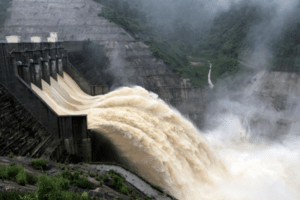 Ứng phó bão số 15: Đà Nẵng vận hành điều tiết các hồ thủy điện