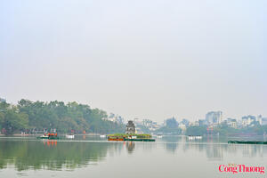 Cận cảnh trận địa pháo hoa hoả thuật ở Hồ Gươm hoành tráng đón năm mới 2026