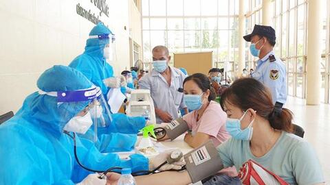 Đảm bảo an toàn cho nhân viên y tế trong phòng, chống dịch COVID-19