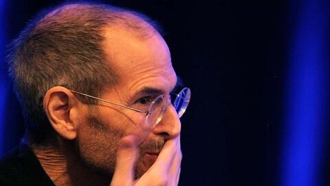 Buồn của Steve Jobs: Xây dựng đế chế cả đời rồi bị Microsoft vượt mặt chỉ trong 10 năm, Apple còn lại gì ngoài cái tên và 170 tỷ USD tiền mặt?