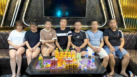 Thạch Thành (Thanh Hoá):  7 đối tượng tổ chức sử dụng trái phép ma tuý trong quán karaoke