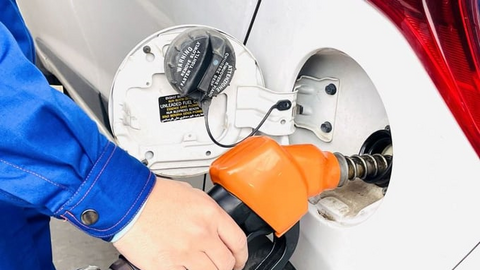 Giá xăng dầu hôm nay 03/07/2025: Giá dầu bật tăng 2%