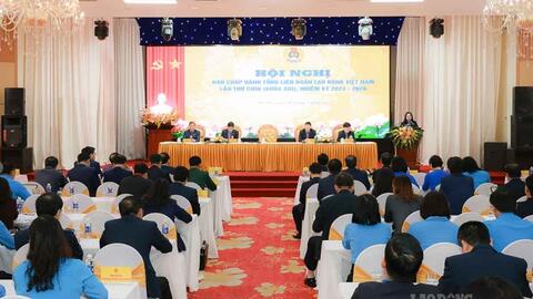 Đồng chí Nguyễn Anh Tuấn giữ chức Chủ tịch Tổng Liên đoàn Lao động Việt Nam nhiệm kỳ 2023-2028