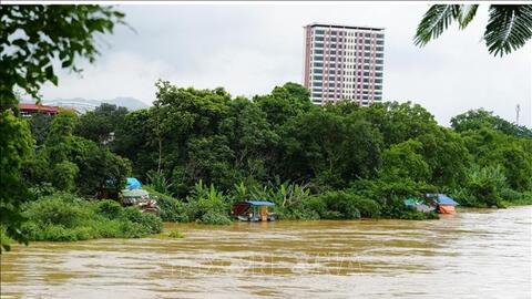 Nước sông Cầu qua Thái Nguyên lên nhanh do mưa lớn