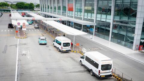 Sân bay Nội Bài điều chỉnh làn đón xe dịch vụ tại Nhà ga T1
