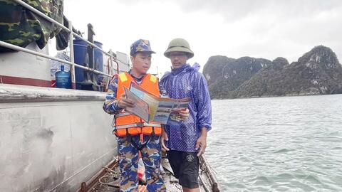 Bám biển, làm tốt công tác tuyên truyền pháp luật