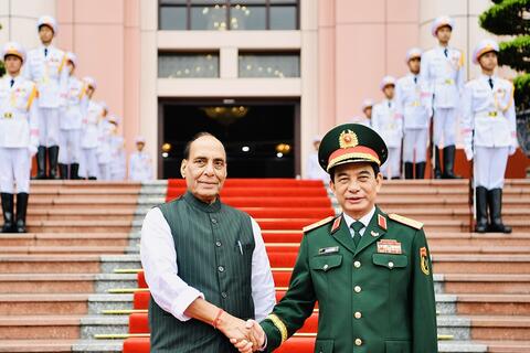 Đại tướng Phan Văn Giang chủ trì lễ đón Bộ trưởng Bộ Quốc phòng Ấn Độ