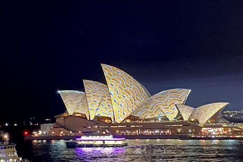 Australia tiết kiệm điện ra sao để giảm chi phí cho hàng triệu hộ dân?