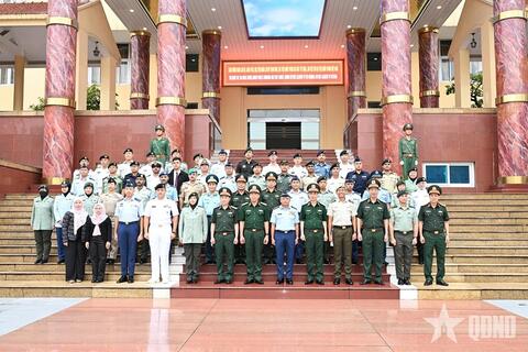 Tăng cường mối quan hệ giữa Học viện Quốc phòng Việt Nam và Học viện Quốc phòng Brunei