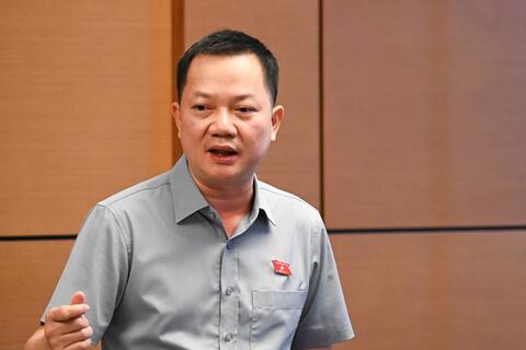 Đại tướng Phan Văn Giang tiếp thu ý kiến đại biểu Quốc hội về 2 luật trong lĩnh vực quốc phòng