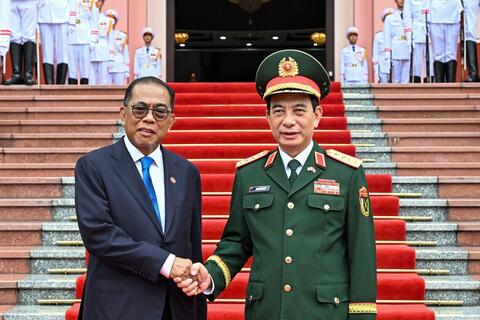 Đại tướng Phan Văn Giang chủ trì lễ đón Bộ trưởng Quốc phòng Malaysia