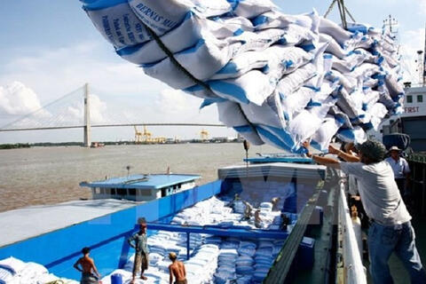 Gỡ nút thắt xuất khẩu gạo: Thoát vòng luẩn quẩn “tranh bán - tranh mua”