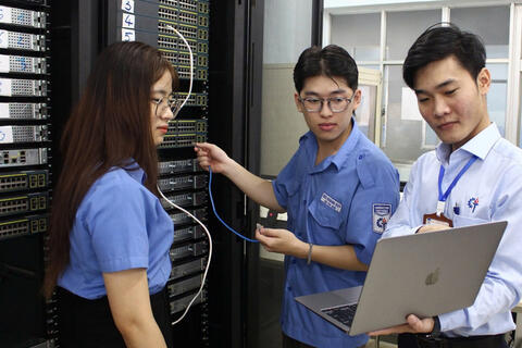 TP. Hồ Chí Minh đề xuất lương tới 265 triệu đồng mỗi tháng để hút nhân tài