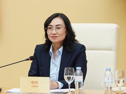 Thứ trưởng Phan Thị Thắng tiếp và làm việc với đoàn doanh nghiệp Trung Quốc