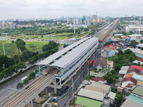 Khi tín dụng ngân hàng trở thành “nguồn vốn cứu cánh” hạ tầng