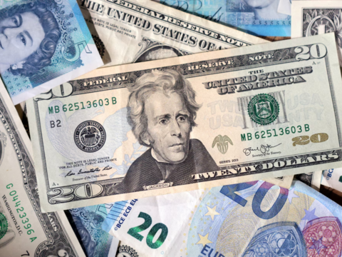 Tỷ giá USD hôm nay (24-7): Đồng USD lập đỉnh 40 năm so với đồng yên
