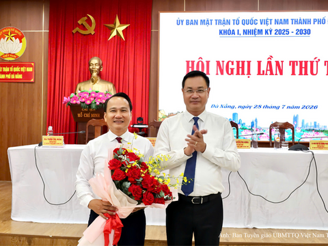 Ông Nguyễn Đình Vĩnh làm Chủ tịch Ủy ban Mặt trận Tổ quốc Việt Nam TP. Đà Nẵng