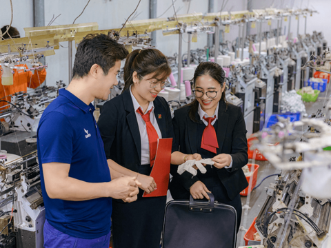 Ngân hàng đồng loạt giảm lãi suất, mở lối vốn rẻ cho doanh nghiệp