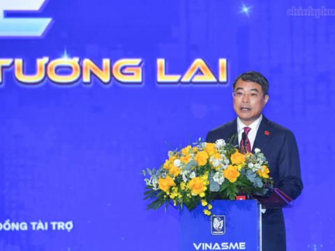 Thủ tướng: Chính sách phải ổn định, dễ hiểu, dễ thực hiện, giảm thực chất chi phí, thời gian tuân thủ của doanh nghiệp*