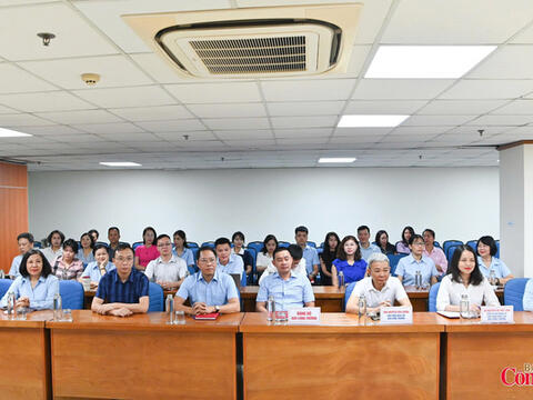 Chùm ảnh: Đảng bộ Bộ Công Thương học tập, quán triệt một số Nghị quyết, Chỉ thị của Bộ Chính trị