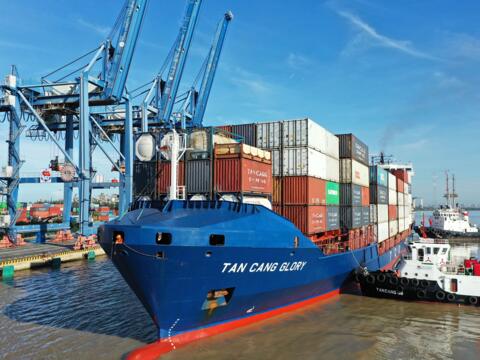 TP Hồ Chí Minh phát huy lợi thế cảng biển, tạo động lực tăng trưởng hai con số