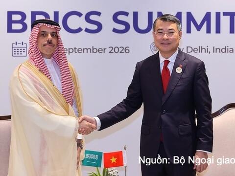 Thủ tướng Lê Minh Hưng tiếp Hoàng thân, Bộ trưởng Ngoại giao Saudi Arabia