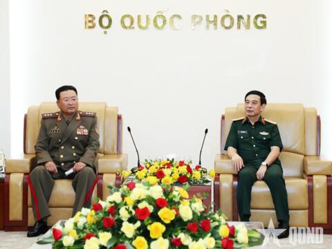 Đại tướng Phan Văn Giang tiếp Thứ trưởng Bộ Quốc phòng Triều Tiên