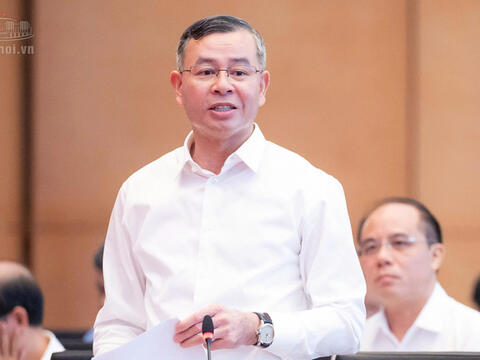 Đại biểu Quốc hội: Cho ý kiến về dự án Luật sửa đổi, bổ sung một số điều của Luật Kế toán, Luật Kiểm toán độc lập