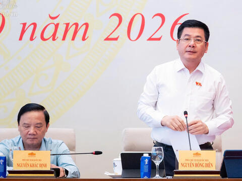 Đại biểu Quốc hội cho ý kiến về dự án Luật sửa đổi, bổ sung một số điều của Luật Điện lực