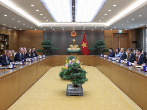 Thủ tướng tiếp Bộ trưởng Tài chính Luxembourg: Tăng cường kết nối dòng vốn từ châu Âu với Việt Nam