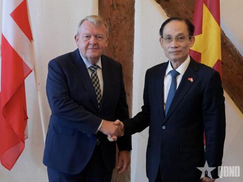 Bộ trưởng Ngoại giao Lê Hoài Trung gặp Bộ trưởng Ngoại giao Đan Mạch Lars Løkke Rasmussen