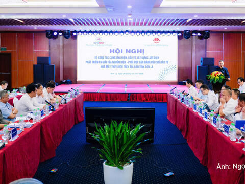 EVNNPC hợp tác toàn diện vận hành và phát triển điện tại Sơn La
