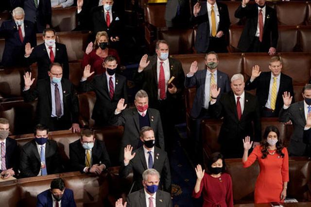Giờ G kịch tính ở Mỹ và cơ hội cuối cho Tổng thống Trump - Ảnh 1. Giờ G kịch tính ở Mỹ và cơ hội cuối cho Tổng thống Trump - Ảnh 1.
