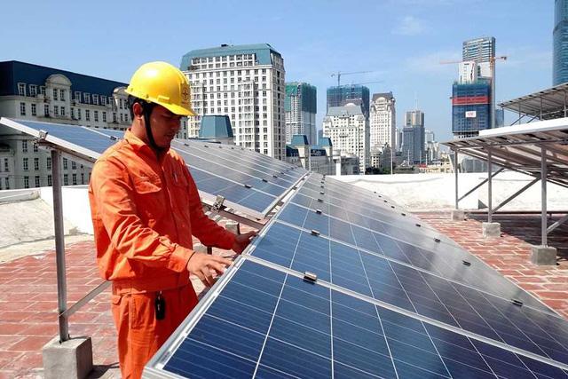 Đà Nẵng phấn đấu đến năm 2035 tổng công suất lắp đặt điện mặt trời mái nhà đạt 402,24 MW - Ảnh 1. Đà Nẵng phấn đấu đến năm 2035 tổng công suất lắp đặt điện mặt trời mái nhà đạt 402,24 MW - Ảnh 1.