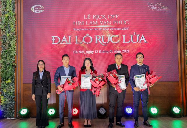 Tinh thần rực lửa tại Lễ kick off dự án Him Lam Vạn Phúc - Ảnh 1. Tinh thần rực lửa tại Lễ kick off dự án Him Lam Vạn Phúc - Ảnh 1.