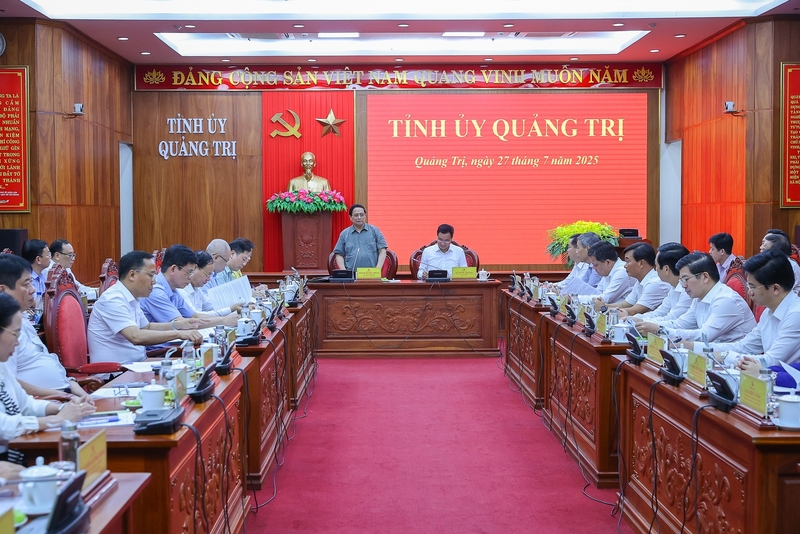 Thủ tướng đề nghị Quảng Trị tập trung vào 10 nhóm nhiệm vụ, giải pháp chủ yếu. Ảnh: VGP/Nhật Bắc