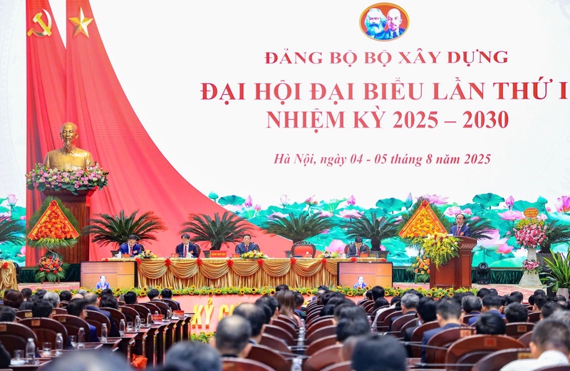 Đại hội đại biểu Đảng bộ Bộ Xây dựng lần thứ I, nhiệm kỳ 2025-2030, phiên chính thức sáng 5/8. (Ảnh: Tạ Hải)