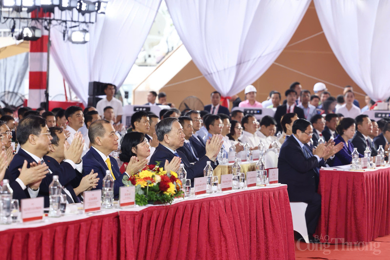 Tổng Bí thư Tô Lâm dự Lễ khởi công, khánh thành 250 công trình, dự án chào mừng 80 năm Quốc khánh 2/9 - 4