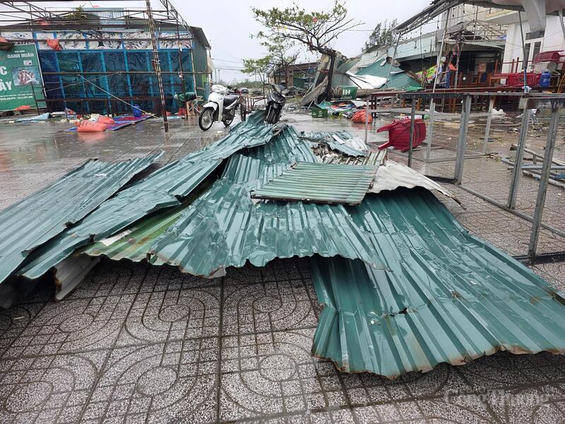 Hoang tàn sau bão số 5