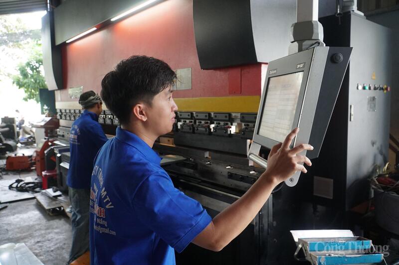 Nhiều doanh nghiệp công nghiệp Đà Nẵng đã chủ động chuyển đổi hướng sản xuất sạch hơn.